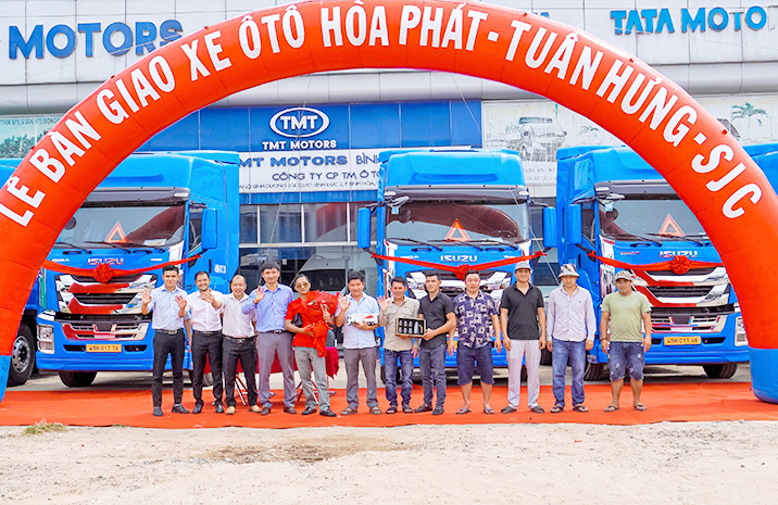 Ô Tô Hòa Phát từng bước mở rộng hệ thống