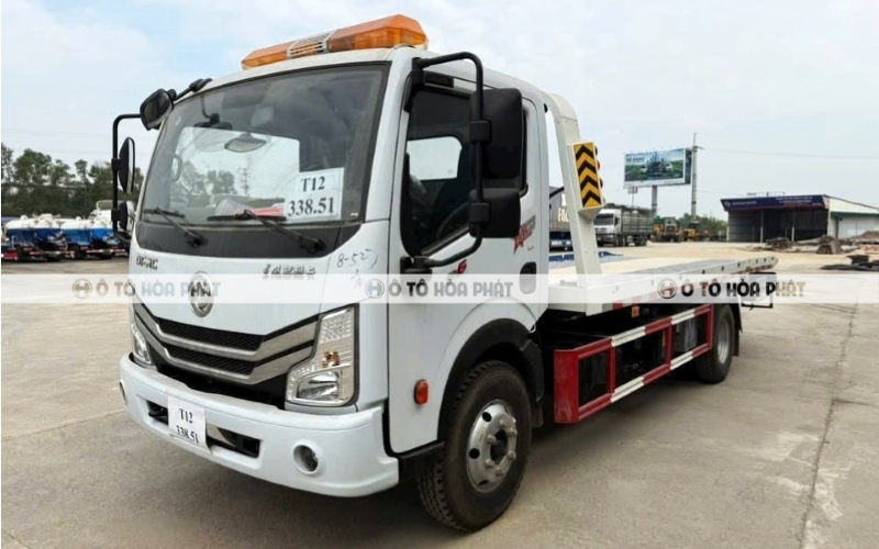 Động cơ Q23-136E60 gồm 4 kỳ, 4 xi-lanh thẳng hàng