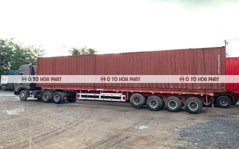Xe đầu kéo container kéo rơ moóc 4 trục