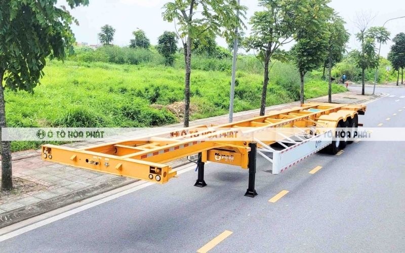 Xe sơ mi rơ mooc cổ cò