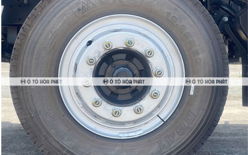Lốp DRC 10.00R20 bám đường tốt