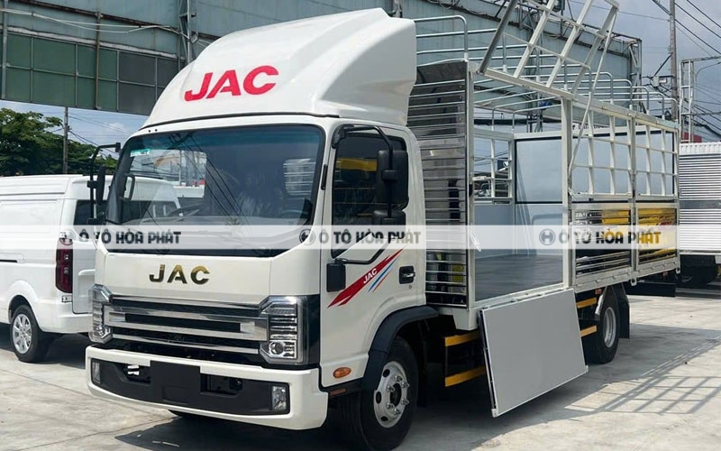 Kích thước cân đối, linh hoạt trên nhiều cung đường