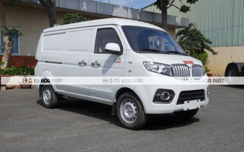 Xe van SRM X30i cải tiến vượt trội